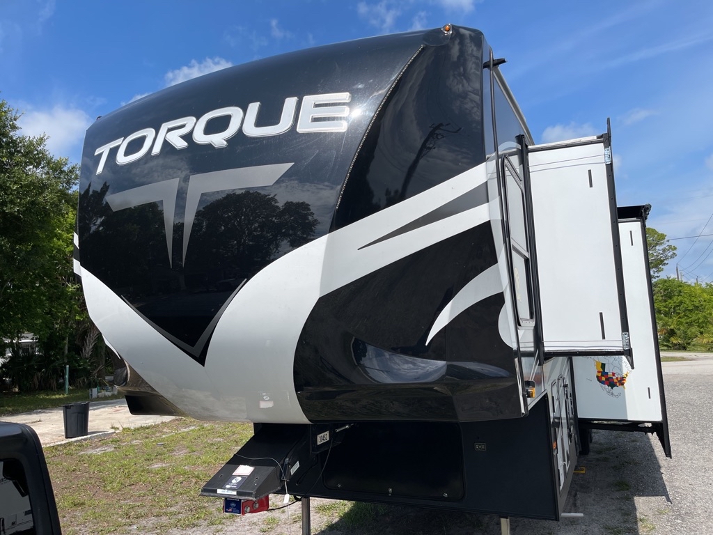 2021 TORQ 37'