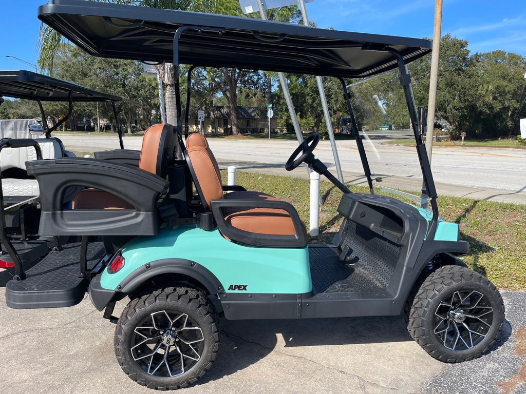 2024 KODIAK EV APEX 4P