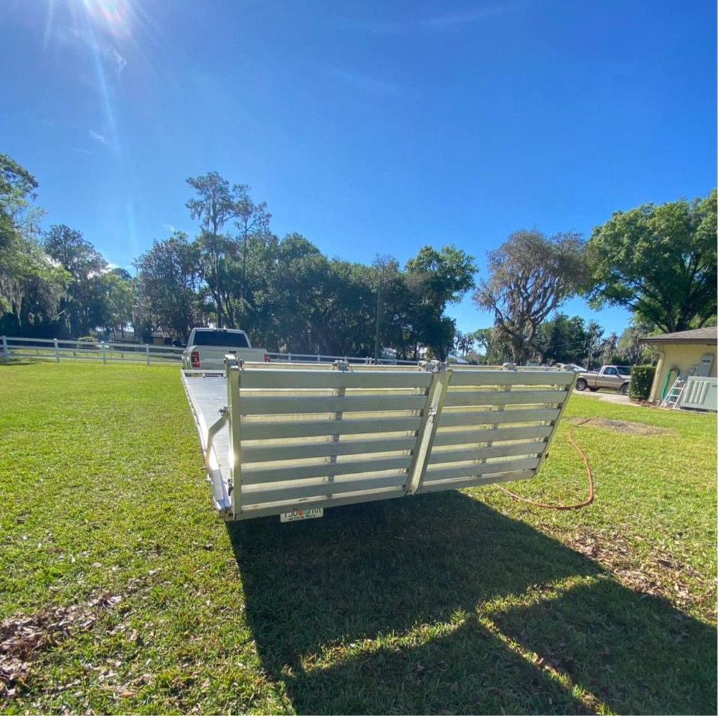 Photo 8 of this ALUMINUM DECK OVER