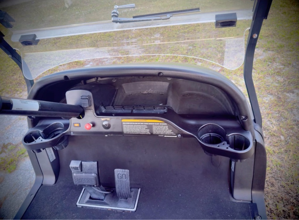 Photo 7 of this CLUB CAR PRECEDENT