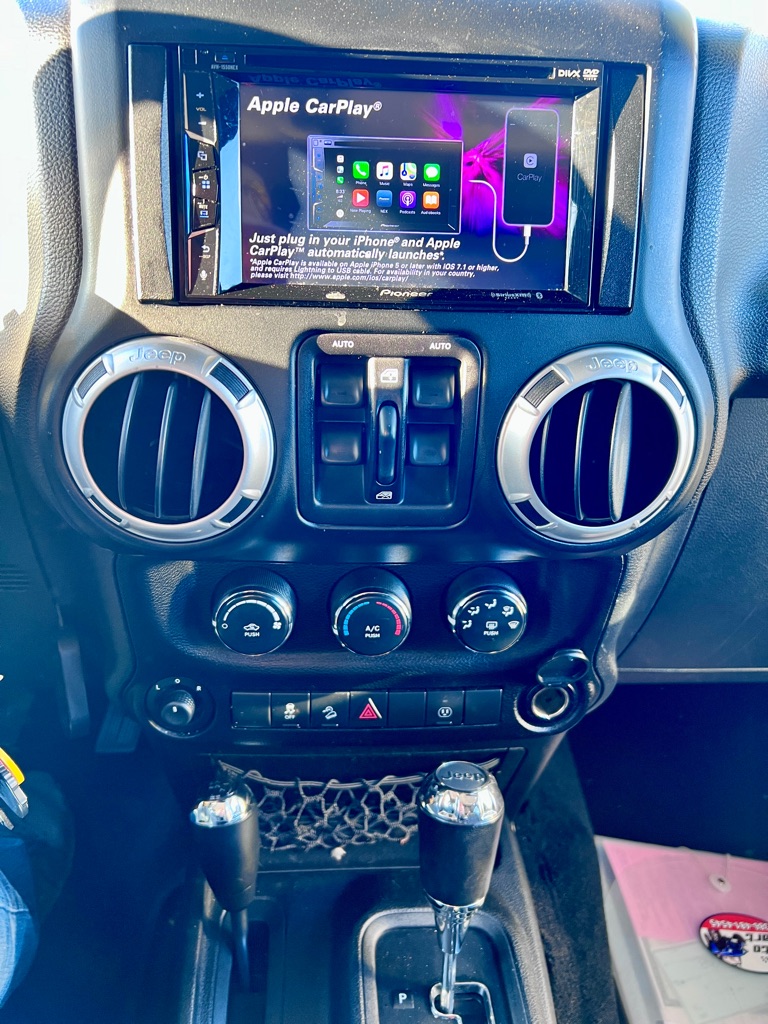 Photo 16 of this JEEP WRANGLER UNLIMI