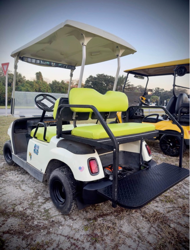 Photo 4 of this YAMAHA 4 PASSENGER