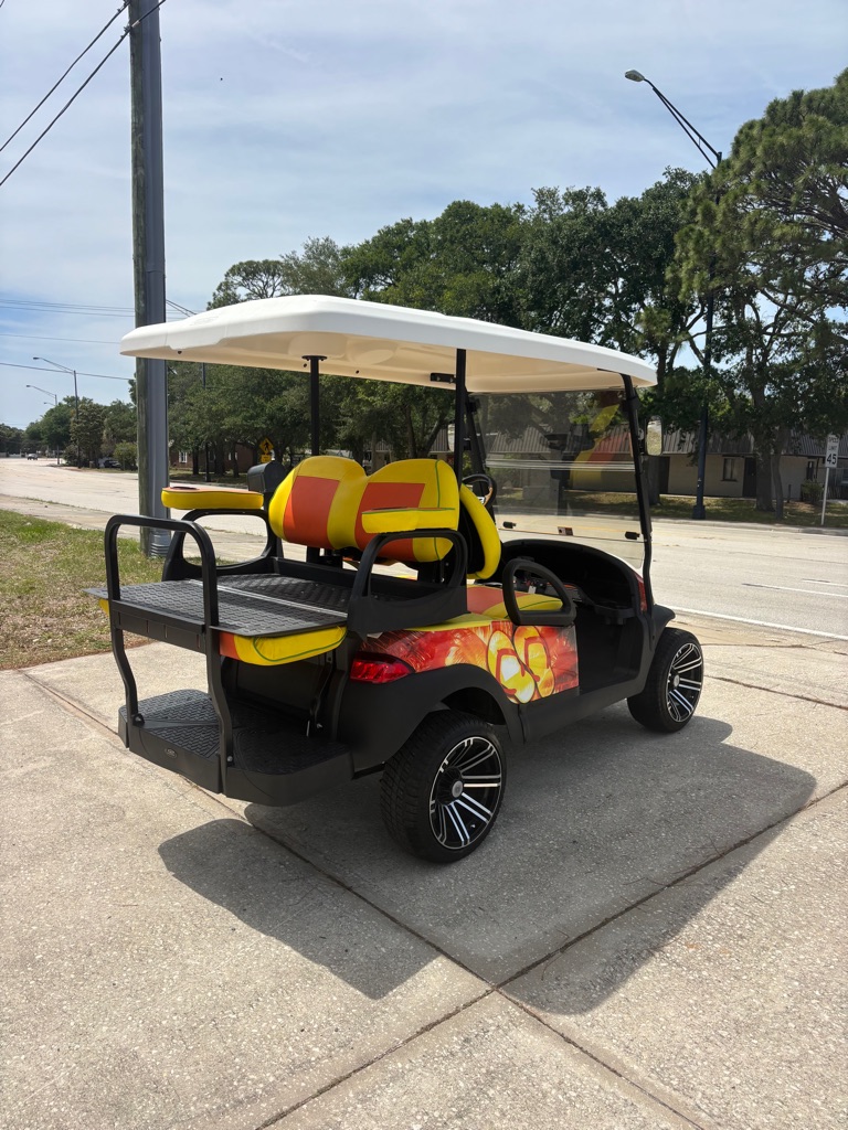 Photo 3 of this CLUB CAR