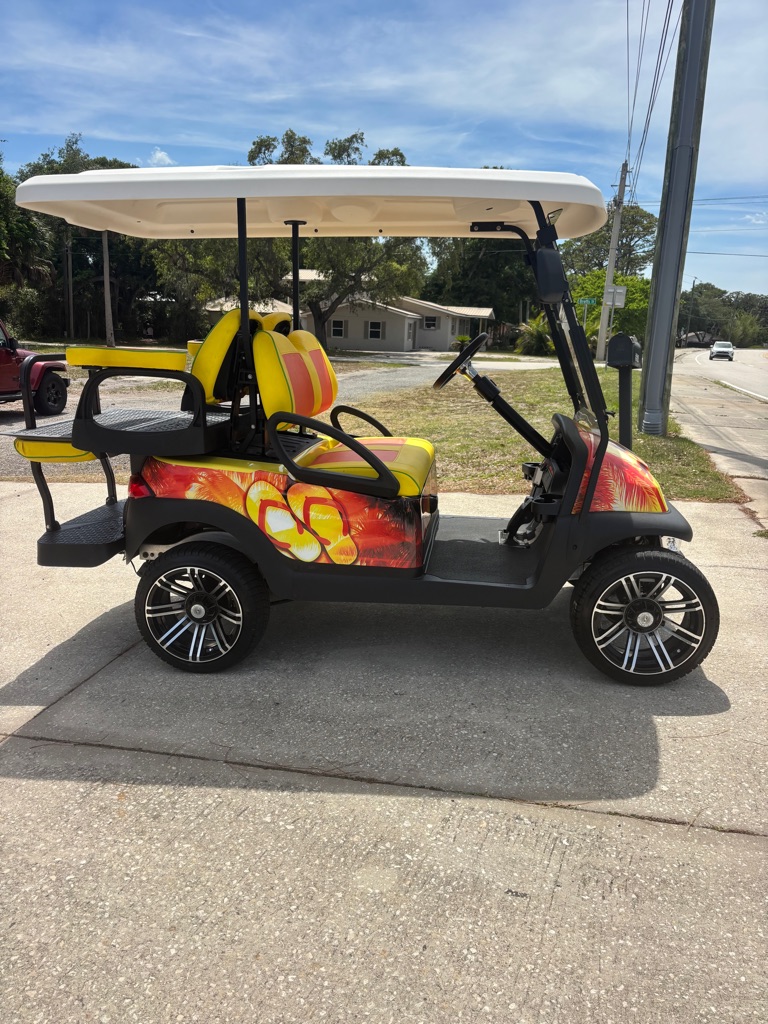 Photo 2 of this CLUB CAR