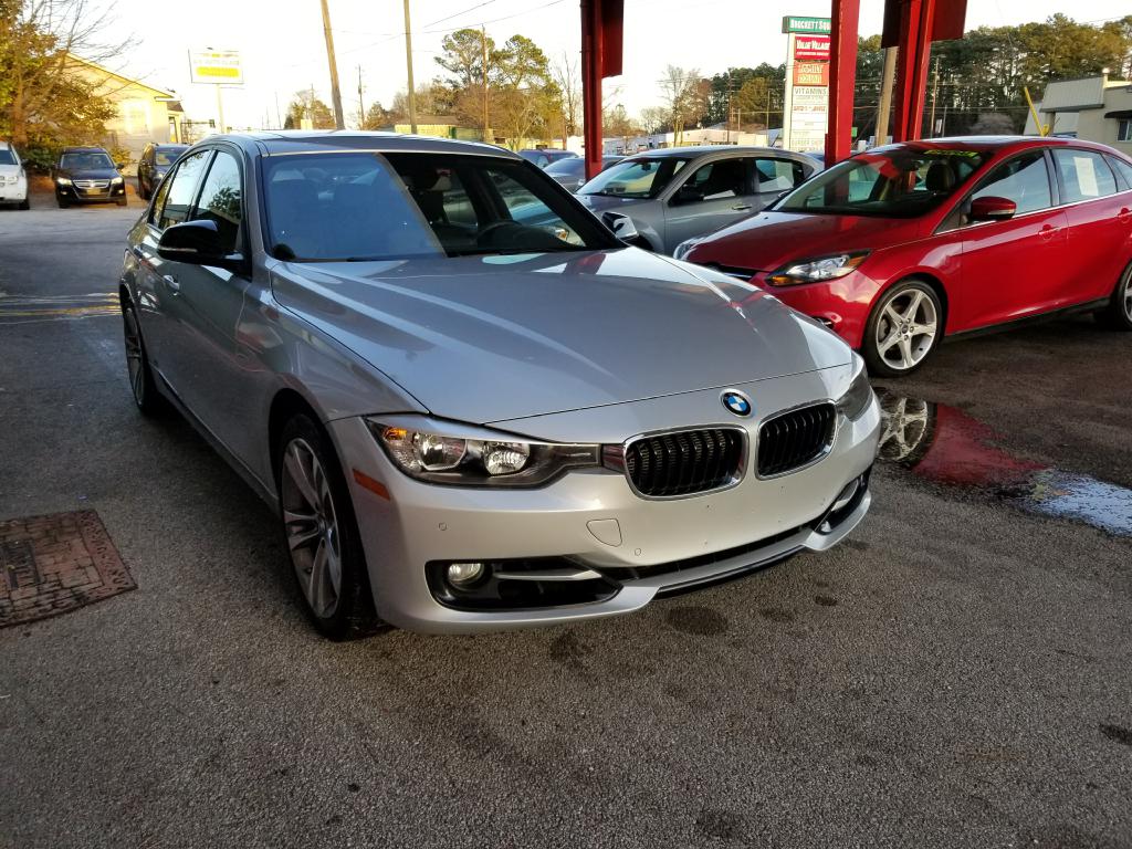 BMW3285
