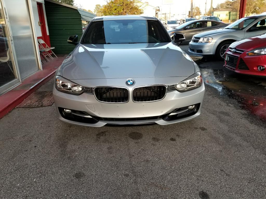 BMW3286