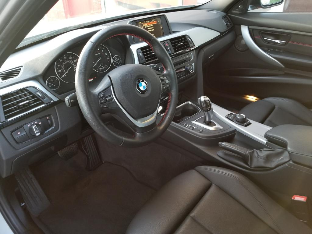 BMW3289