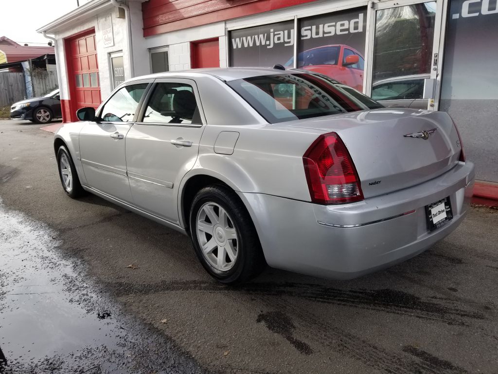 CHRYSLER3003