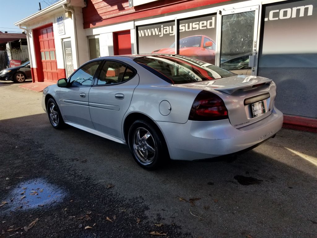 PONTIACGRAND PRIX3