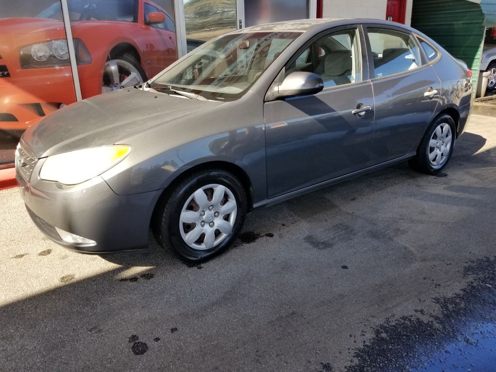 HYUNDAI