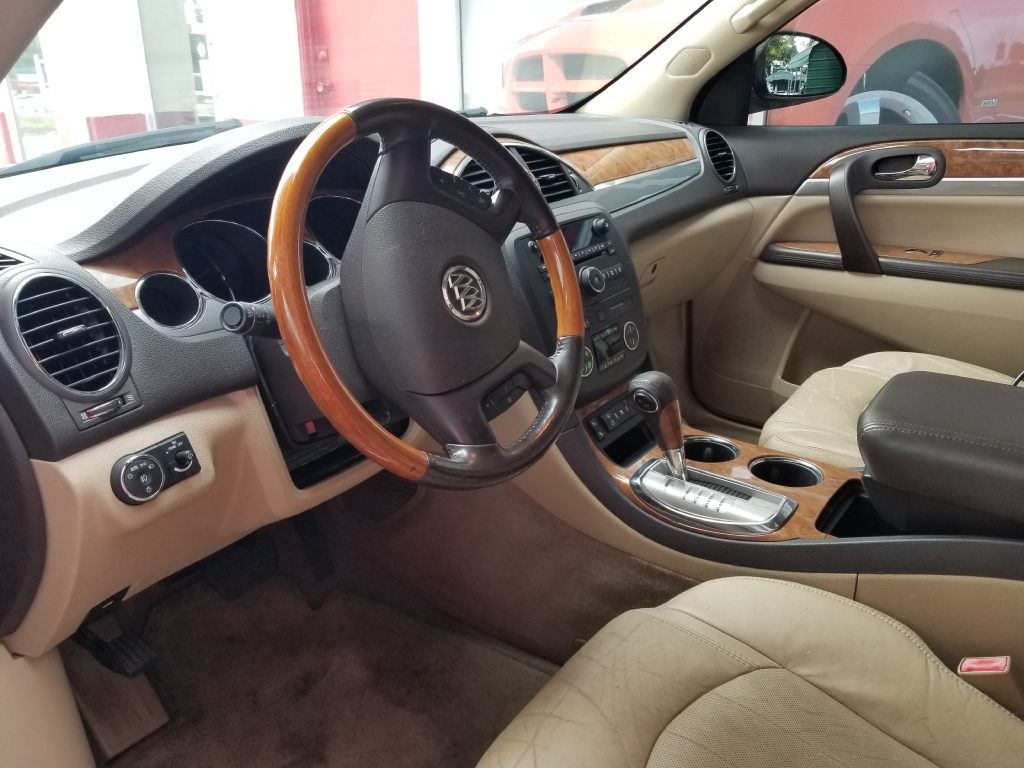 BUICKENCLAVE7