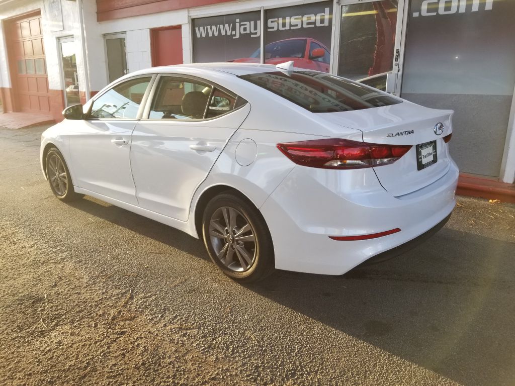 HYUNDAIELANTRA3