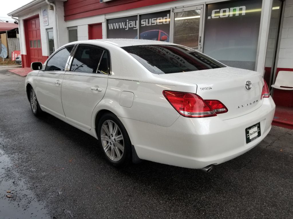 TOYOTAAVALON3