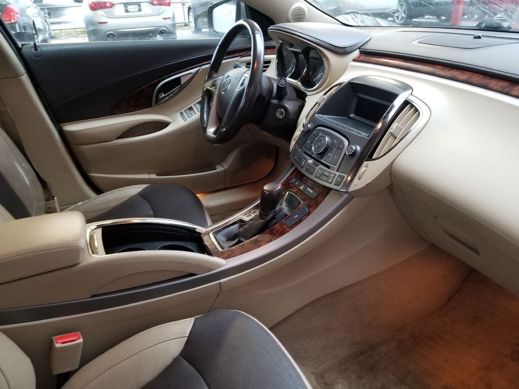 BUICKLACROSSE8