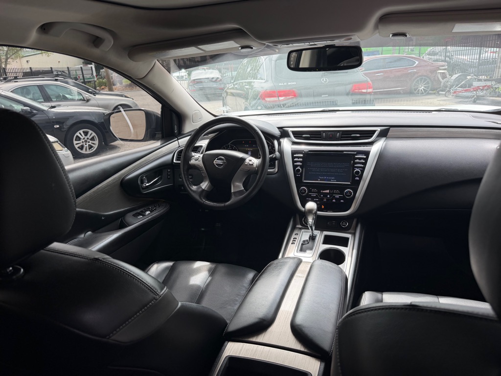 Photo 8 of this NISSAN MURANO