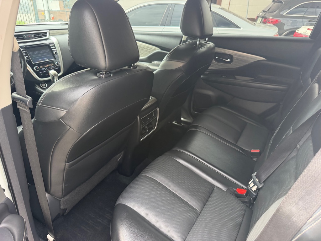 Photo 10 of this NISSAN MURANO
