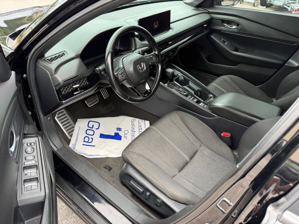 Photo 11 of this HONDA ACCORD