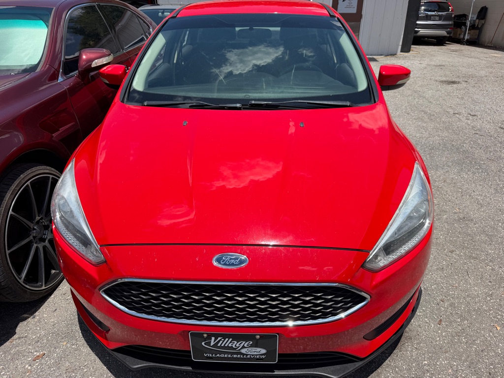 Photo 2 of this FORD FOCUS