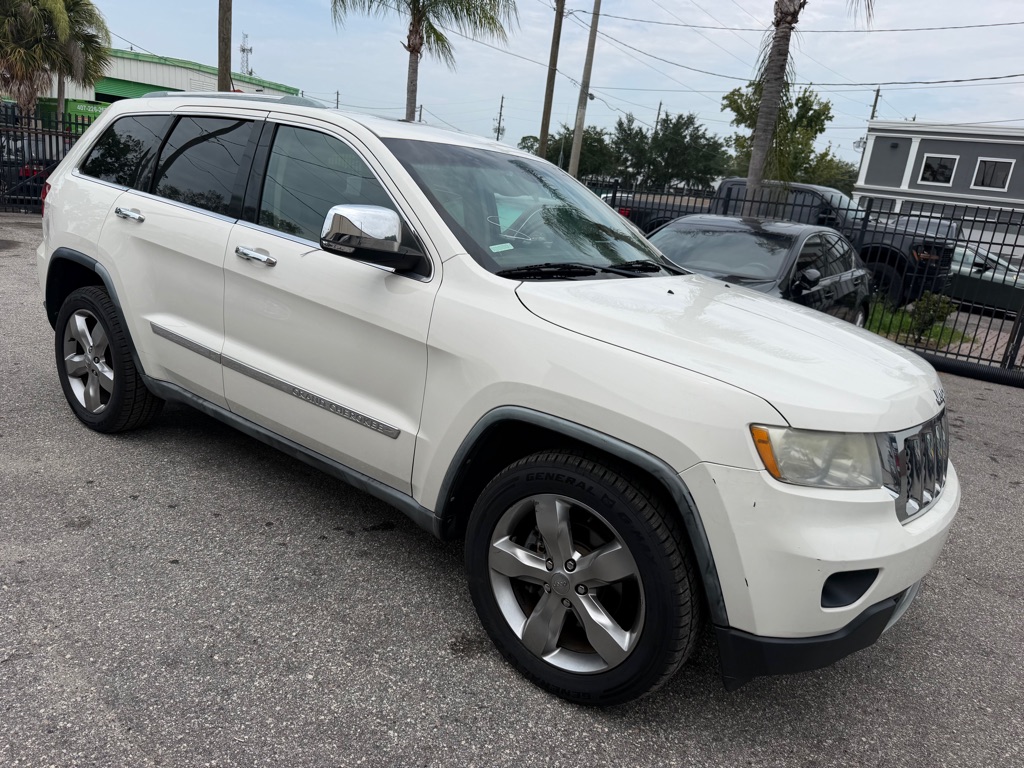Photo 2 of this JEEP GRAND CHEROKEE