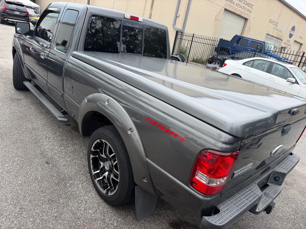 Photo 2 of this FORD RANGER SPORT