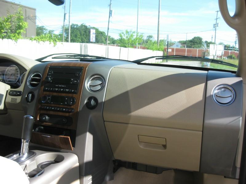 Photo 18 of this FORD F-150