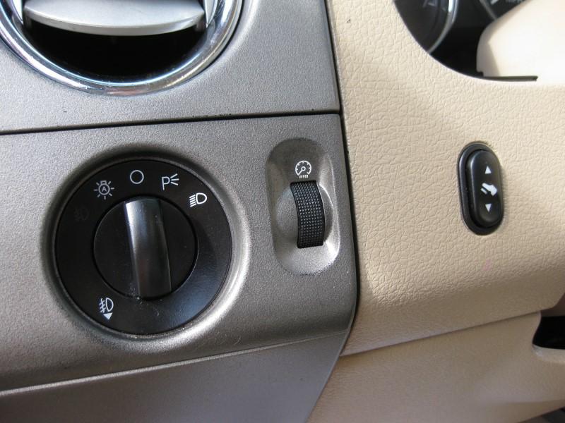LINCOLN MARK LT 2006 LINCOLN MARK LT 5LTPW16556FJ21504
