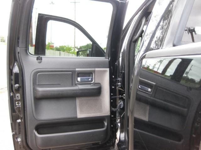 Photo 18 of this FORD F-150