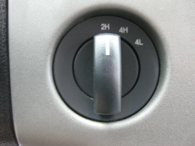 Photo 27 of this FORD F-150