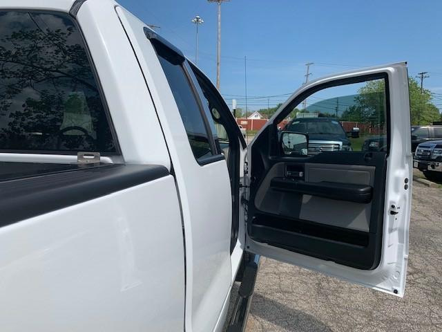 Photo 12 of this FORD F-150