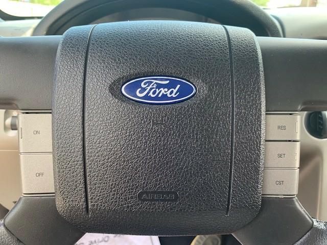 Photo 26 of this FORD F-150
