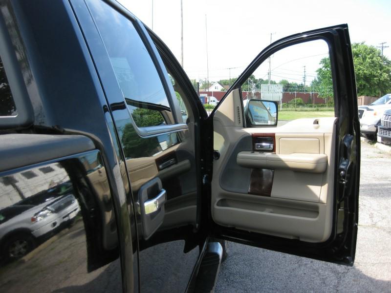 Photo 14 of this FORD F-150