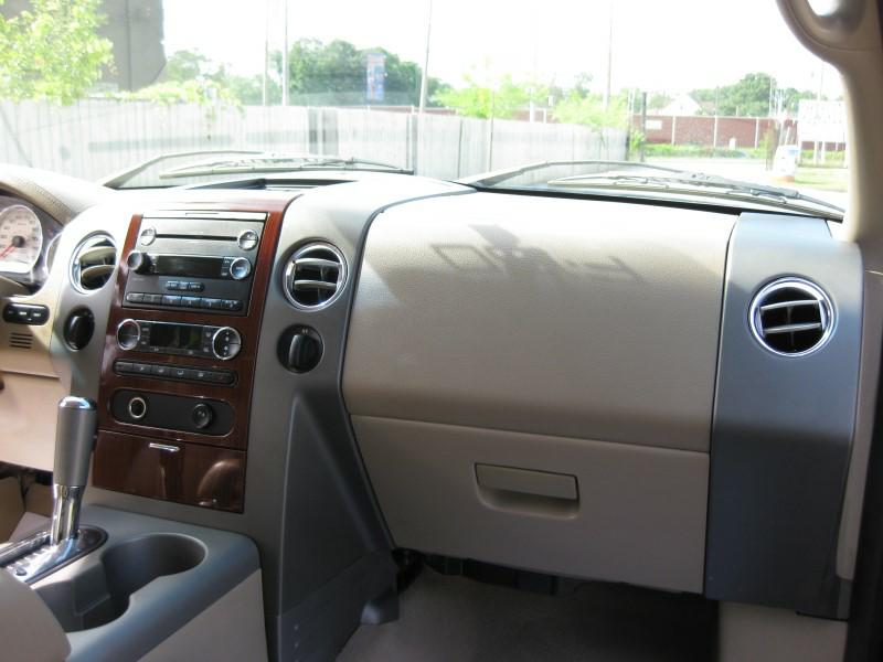 Photo 18 of this FORD F-150