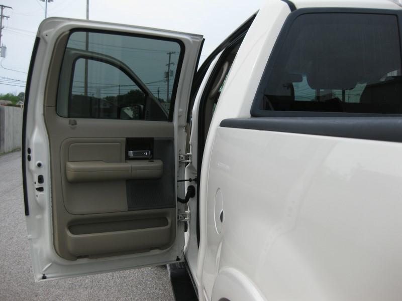 Photo 15 of this FORD F-150