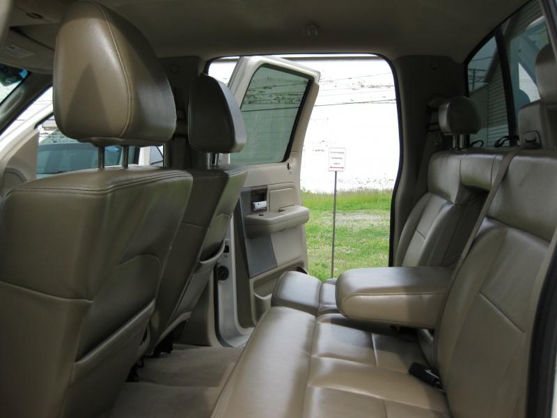 Photo 23 of this FORD F-150