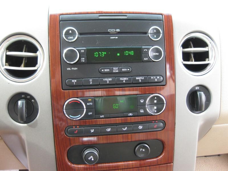 Photo 26 of this FORD F-150