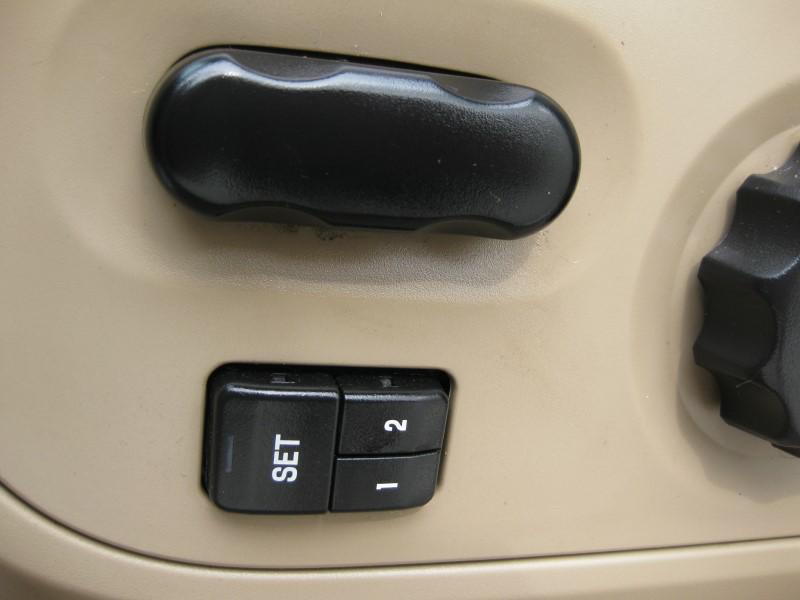 Photo 32 of this FORD F-150