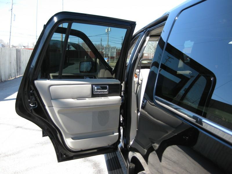 LINCOLN NAVIGATOR 2008 LINCOLN NAVIGATOR 5LMFU28598LJ04256
