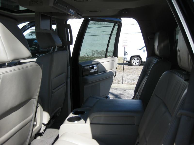 LINCOLN NAVIGATOR 2008 LINCOLN NAVIGATOR 5LMFU28598LJ04256