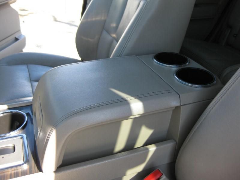 LINCOLN NAVIGATOR 2008 LINCOLN NAVIGATOR 5LMFU28598LJ04256
