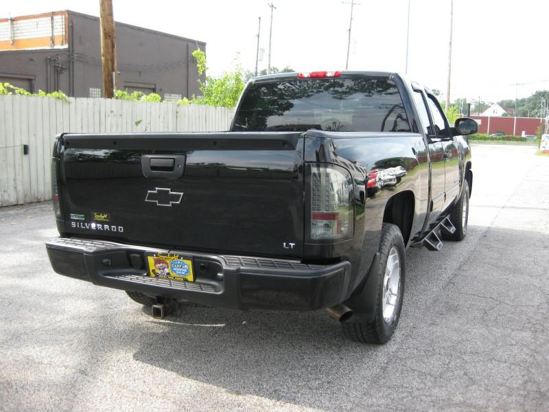 Photo 8 of this CHEVROLET SILVERADO 1500