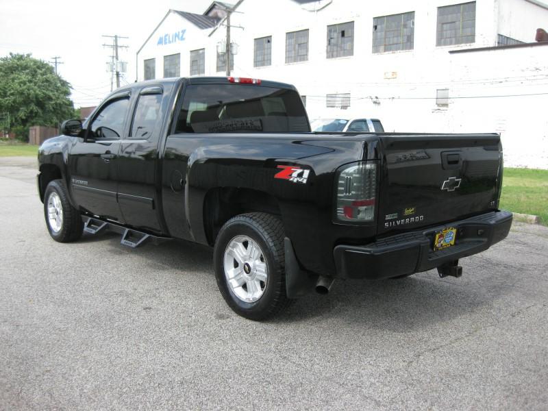 Photo 9 of this CHEVROLET SILVERADO 1500