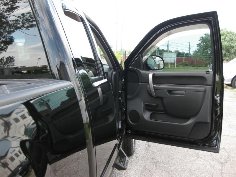 Photo 14 of this CHEVROLET SILVERADO 1500