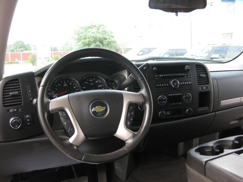 Photo 17 of this CHEVROLET SILVERADO 1500