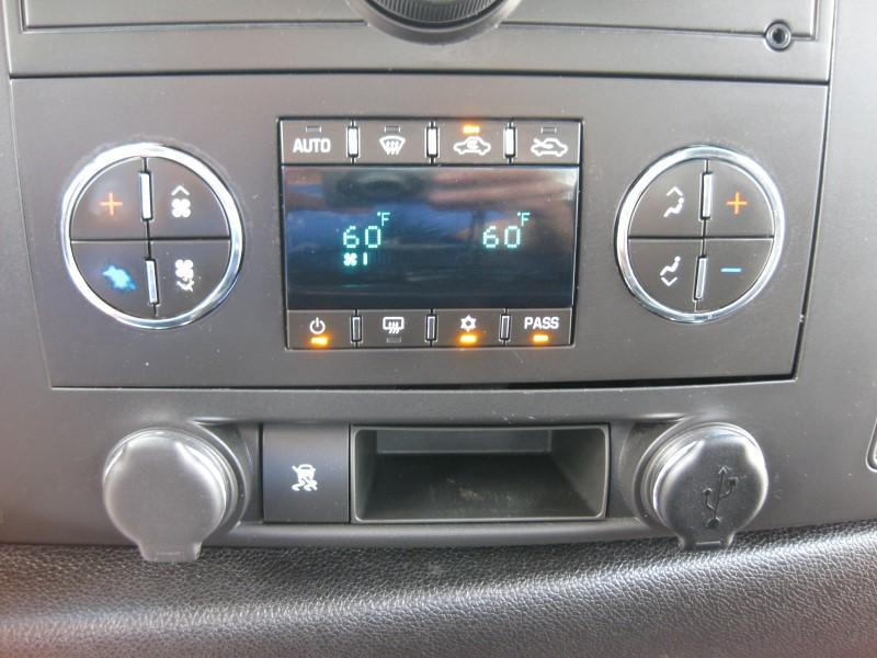 Photo 26 of this CHEVROLET SILVERADO 1500