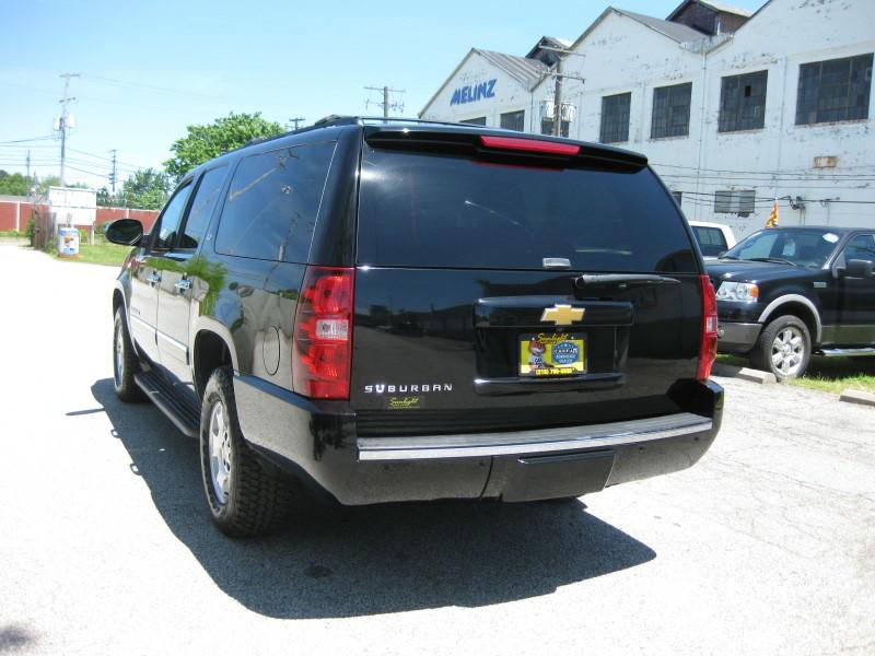 CHEVROLET SUBURBAN 2013 CHEVROLET SUBURBAN 1GNSKJE78DR133967