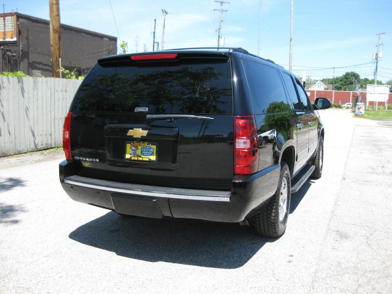 CHEVROLET SUBURBAN 2013 CHEVROLET SUBURBAN 1GNSKJE78DR133967