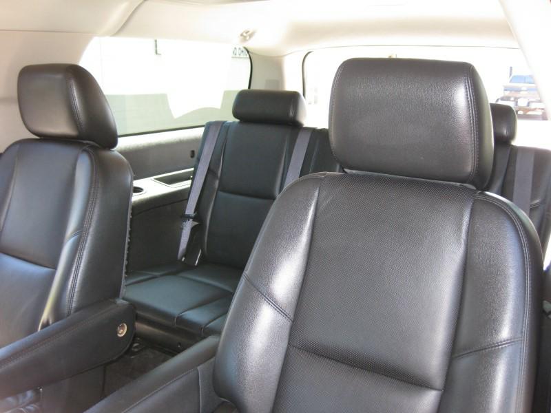CHEVROLET SUBURBAN 2013 CHEVROLET SUBURBAN 1GNSKJE78DR133967