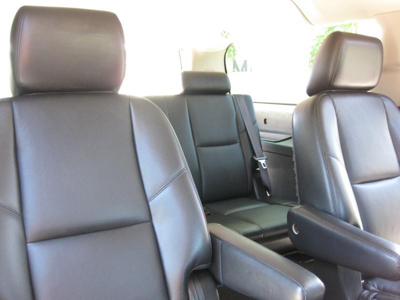 CHEVROLET SUBURBAN 2013 CHEVROLET SUBURBAN 1GNSKJE78DR133967