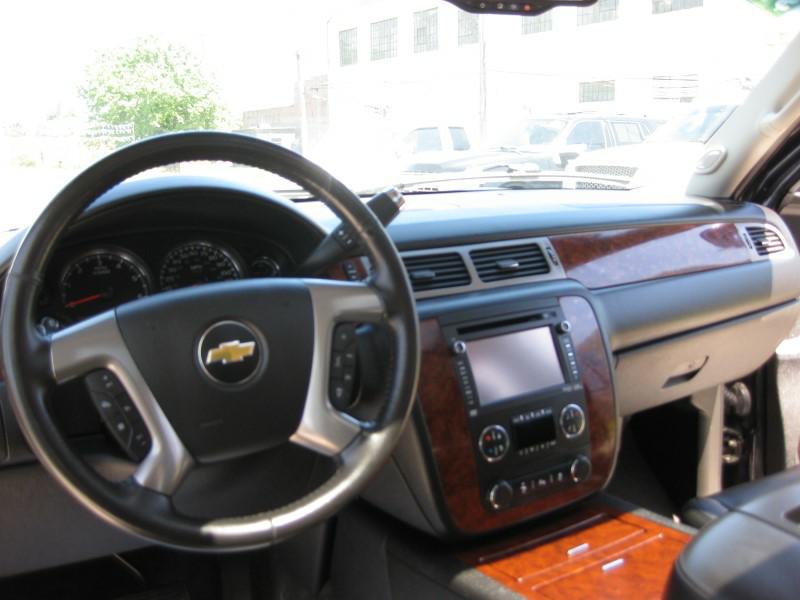 CHEVROLET SUBURBAN 2013 CHEVROLET SUBURBAN 1GNSKJE78DR133967