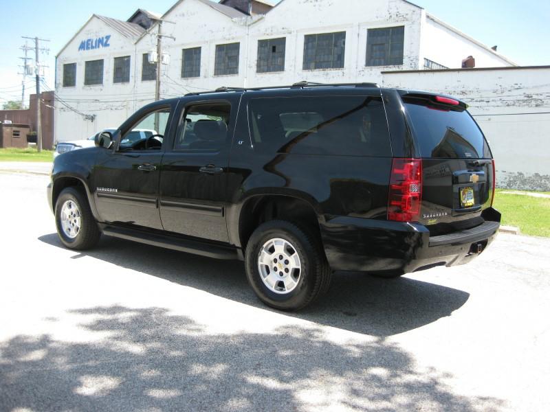CHEVROLET SUBURBAN 2013 CHEVROLET SUBURBAN 1GNSKJE78DR133967